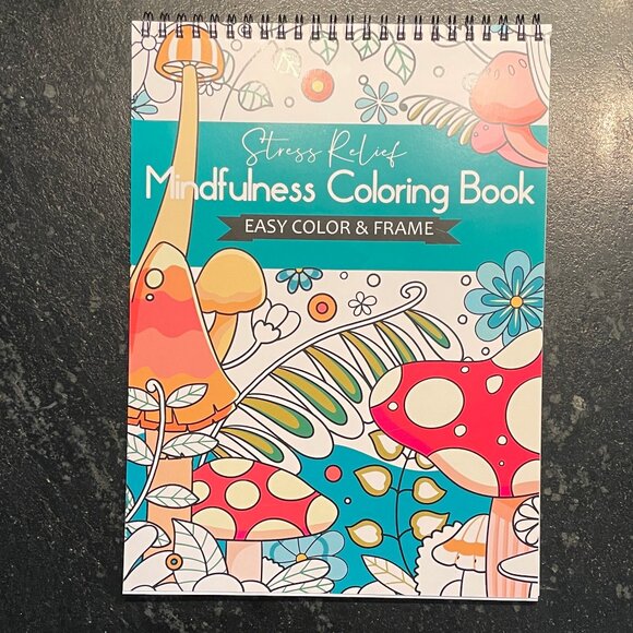 Mindful Relaxation Stress Relief Coloring Book and Markers (NWOT) - Picture 4 of 15